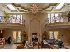 Enlarge photo 36