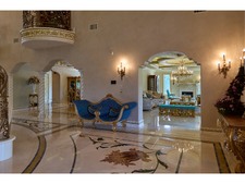 Enlarge photo 37