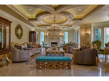 Enlarge photo 38