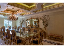 Enlarge photo 42