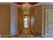 Enlarge photo 45