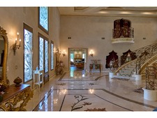 Enlarge photo 64
