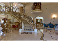 Enlarge photo 79