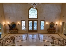 Enlarge photo 82
