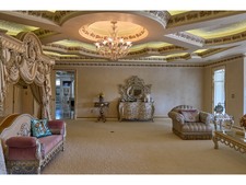 Enlarge photo 88