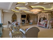 Enlarge photo 90