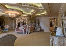 Enlarge photo 91