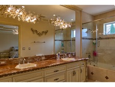 Enlarge photo 111