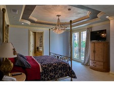 Enlarge photo 113