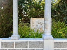 Enlarge photo 108