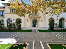 5669 Beverly Hills