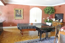Enlarge photo 28
