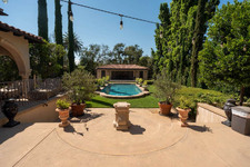 Enlarge photo 62