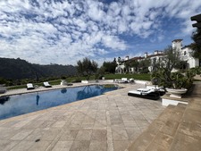 Enlarge photo 35