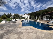 Enlarge photo 38