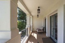 Enlarge photo 124