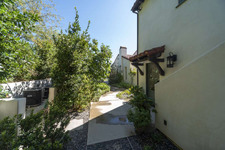 Enlarge photo 139