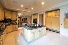 Enlarge photo 29