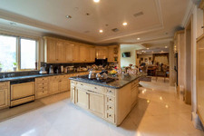 Enlarge photo 32