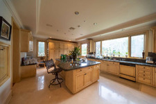 Enlarge photo 34