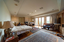Enlarge photo 54