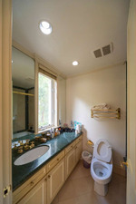 Enlarge photo 71