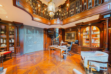 Enlarge photo 24