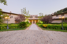 Enlarge photo 4