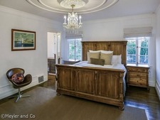 Enlarge photo 29