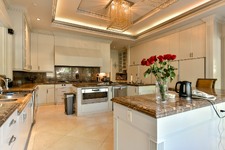 Enlarge photo 49