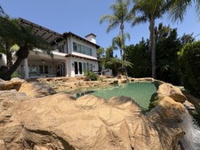 Enlarge photo 24