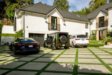 Enlarge photo 132