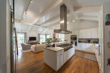 Enlarge photo 36