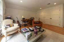 Enlarge photo 52