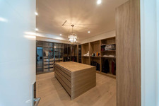 Enlarge photo 63