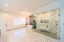 Enlarge photo 67