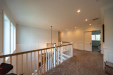Enlarge photo 47