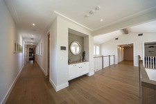 Enlarge photo 51