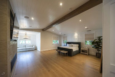 Enlarge photo 60