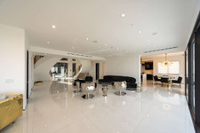 CAST 13543 Encino