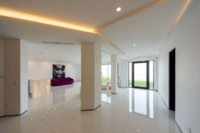 Enlarge photo 33