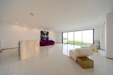 Enlarge photo 35