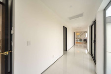 Enlarge photo 44