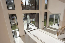 Enlarge photo 48