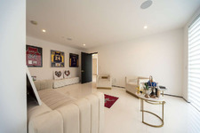 Enlarge photo 58