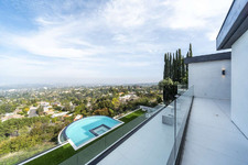 Enlarge photo 104
