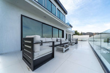 Enlarge photo 121