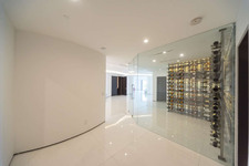 Enlarge photo 138