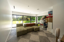 Enlarge photo 36