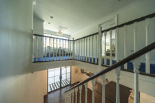 Enlarge photo 49